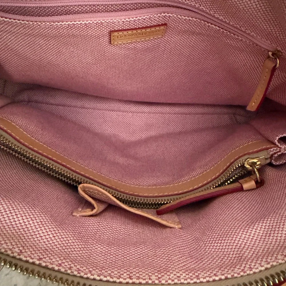 Dooney & Bourke Monogram Tan  Satchel Y2K Preppy OS Heart Logo